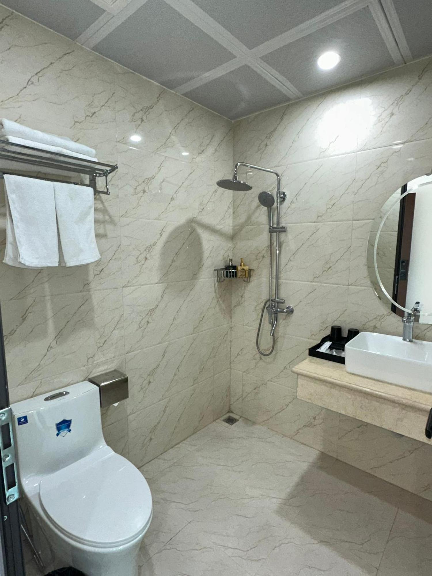 Vĩnh Khang Hạ Long Hotel Ngoại thất bức ảnh